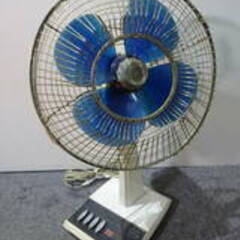 棚11.S393　Toshiba【DF-30W】扇風機/羽根径3...