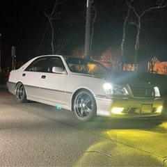 代理出品　男のセダン！　17クラウン　冬も安心　4WD 