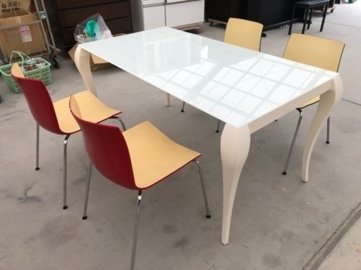 ガラストップテーブル&チェア4脚　テーブルサイズW1500×D800×H750