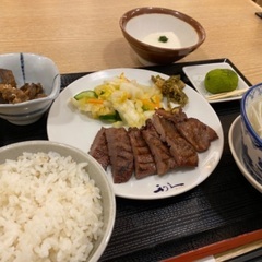 昼も夜もお暇な方