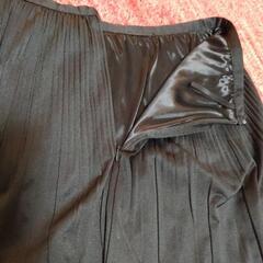 (取引先決定)④スカートの画像