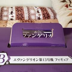 セブンイレブン限定1番くじエヴァンゲリオン初号機と13号機のフィギュアのセットです。の画像