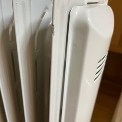 「4月17日まで」デロンギ　オイルヒーター　DIGITAL RADIANTの画像