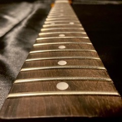 カナダ産フレイムメイプル　エレキギター ネック　テレキャスター ローズウッドの画像