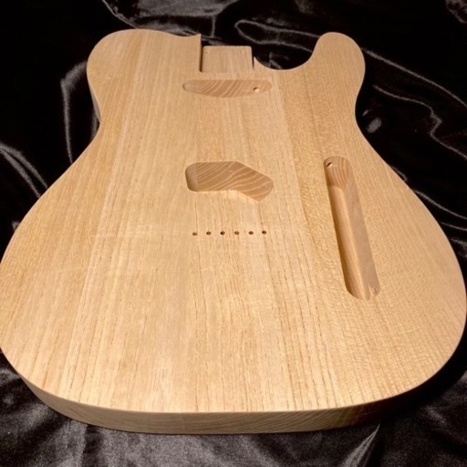 カナダ産アッシュ材　エレキギター　テレキャスター　ボディ　アッシュ①