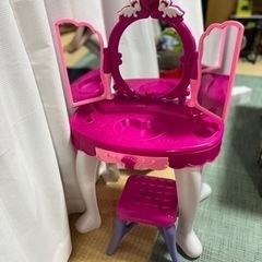 【取引中】子ども用おもちゃドレッサーの画像