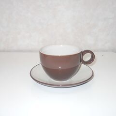 カップ＆ソーサー　こげ茶色(チョコレート色)　☆値下げしました！