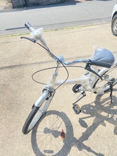 ★未使用品 折りたたみ 自転車 Happy Town シルバー