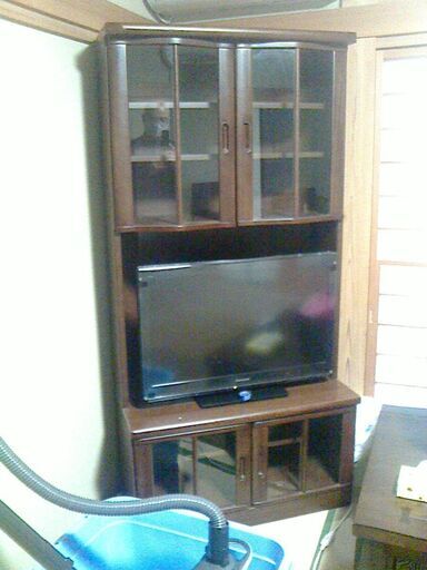 テレビ台　古いですがきれいです。