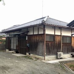 1名　お話中です　荷物運搬作業