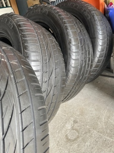 255/55R18 タイヤ　新品、未使用、4本set