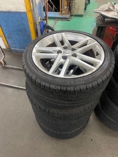 クラウン純正タイヤホイール