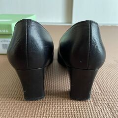 元町　MIHAMA　ミハマ　フォーマルパンプス　黒　24センチの画像