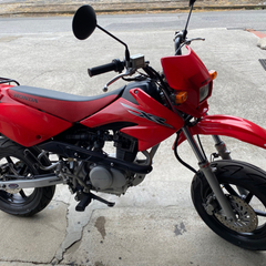 xr100モタード