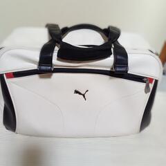 美品♦️超超超激安♦️PUMAスポーツボストンバッグ合皮♦️ホワ...