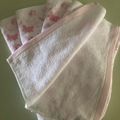 揃ってるタオル4枚79×34の画像