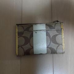 COACHキーケースの画像