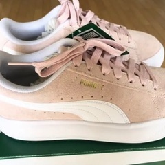 PUMAスニーカーの画像