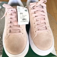 PUMAスニーカー