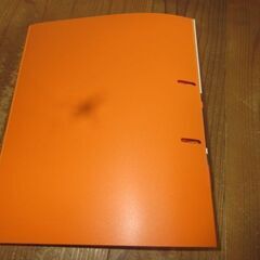 リングファイル　A4