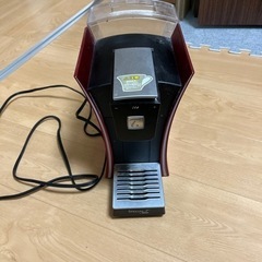 ネスレ　スペシャルt 赤