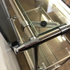 〇【引き取り限定】ディスプレイ用 3段ガラス棚 使用感あり ガラス外し可能の画像
