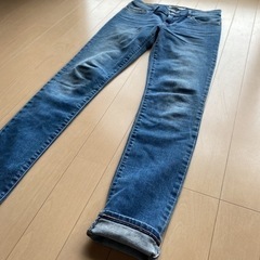 お値下げ　LEVI’s スキニーデニム ジーンズの画像