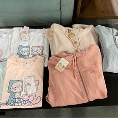 【📣📣どれでも1枚300円📣📣】Tシャツ 半袖 上着