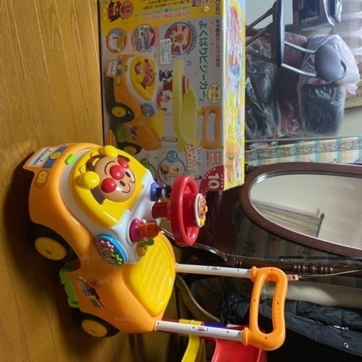 アンパンマンよくばりビジーカー2