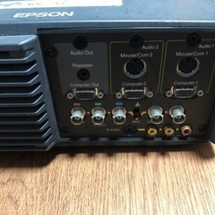EPSON プロジェクターの画像