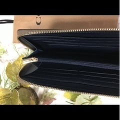 初回お値下げ♪正規品フローラルシグネチャーカフェファセット風？プリントラウンドファスナーの画像