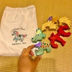 木製パズル 馬 収納袋付き（ニュージーランド製）