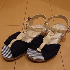 19.0 サンダル 女の子