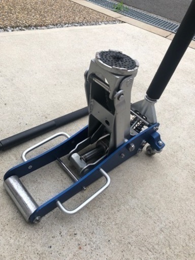 【受付終了】ガレージジャッキ　1.5t