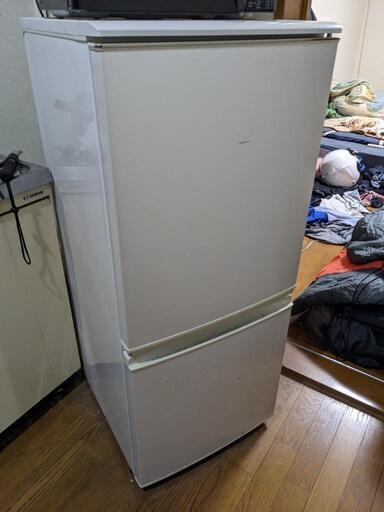 冷蔵庫　一人から二人暮らし　4/26まで引き取り希望