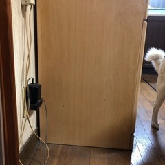 大型食器棚の画像