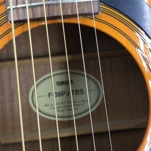 #P-52【ご来店頂ける方限定】YAMAHAのアコースティックギターです