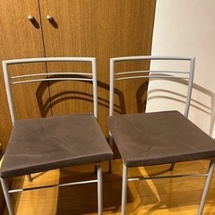伸縮ダイニングテーブルセット(椅子二脚)の画像