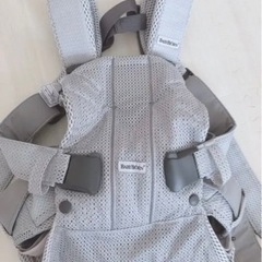  ベビービョルン ONE KAI Air メッシュ素材 シルバー 抱っこ紐の画像