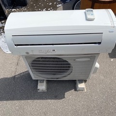 CORONA　コロナ　エアコン　CSH-N2214　2.2kw　主に６～８畳用　動作良好　冷暖房の画像