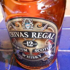 CHIVAS REGAL　スコッチ　ウイスキー　お酒　シーバスリーガル　1Litreの画像