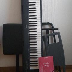 決まりました）電子ピアノ