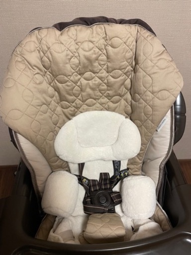 コンビ　電動ハイローチェア　ネムリラAUTO SWINGダッコプラス ネムリラ AUTO SWING ダッコプラス エッグショック ハイローチェア美品 