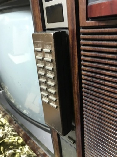 貴重な昔のテレビ 日立製 HITACHI
