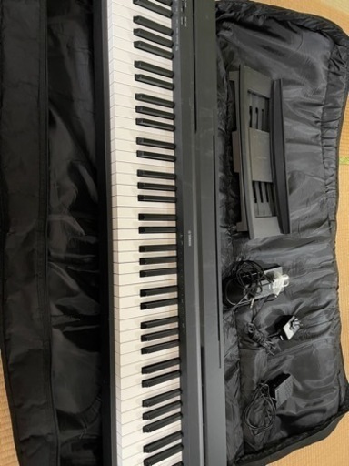 YAMAHA　ピアノ　P-45B