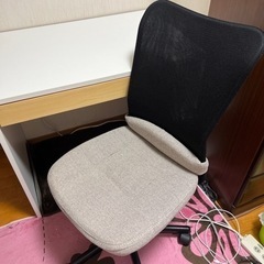 【お譲りします】無料 ニトリ 椅子 クッション付き