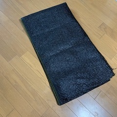遮光ネット　約2m × 3.6m