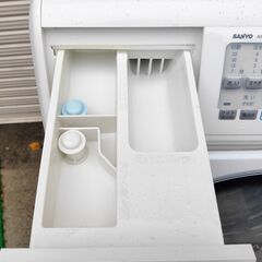 311　ドラム洗濯機 乾燥付き AWD-AQ150-R(W) (洗9k/乾6k)  SANYO 2009年製の画像