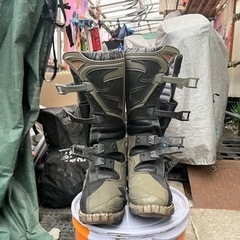 SOLDOUT オフロード バイク ブーツ 中古 画像参照