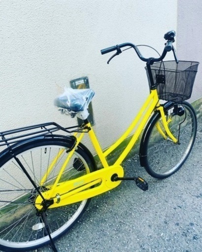 26インチの中古自転車。後ろタイヤなど、あちこち新品に交換済み。